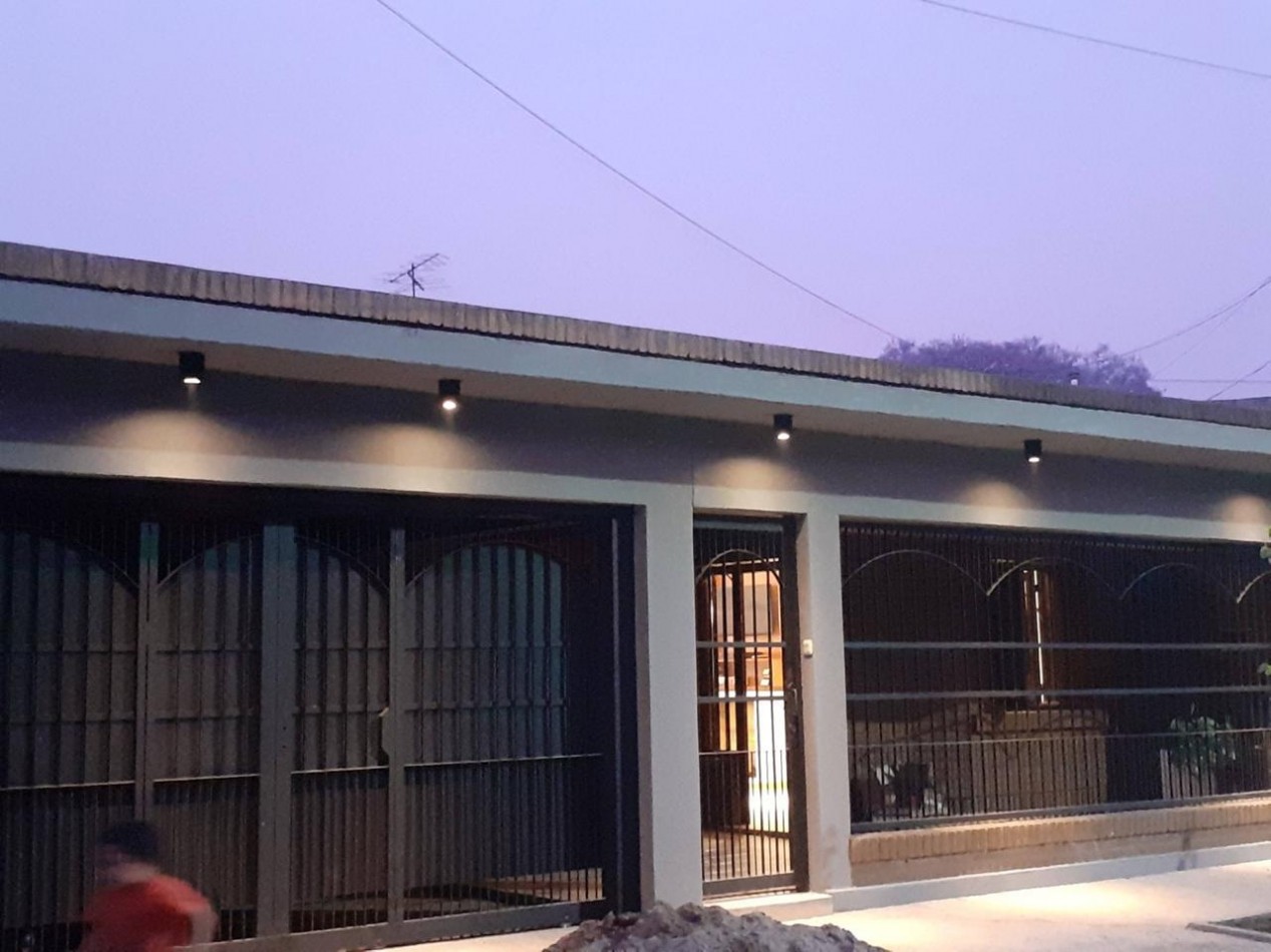 HERMOSA CASA ZONA MATE DE LUNA 3000 (A MINUTOS DE YB Y SMT)