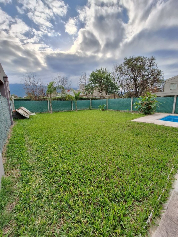 Vivienda en Barrio Privado "Casas de Campo" - YERBA BUENA