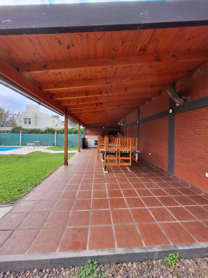 Vivienda en Barrio Privado "Casas de Campo" - YERBA BUENA