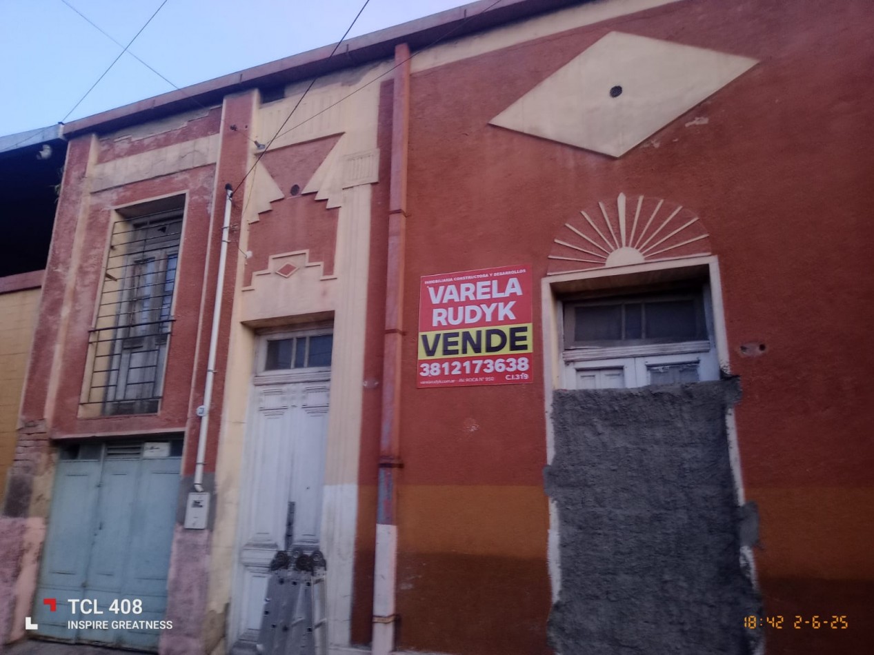 CASA A RECICLAR RAWSON 70 (cont. lavalle, entre Av. Saenz Peña y Av. B. Teran)