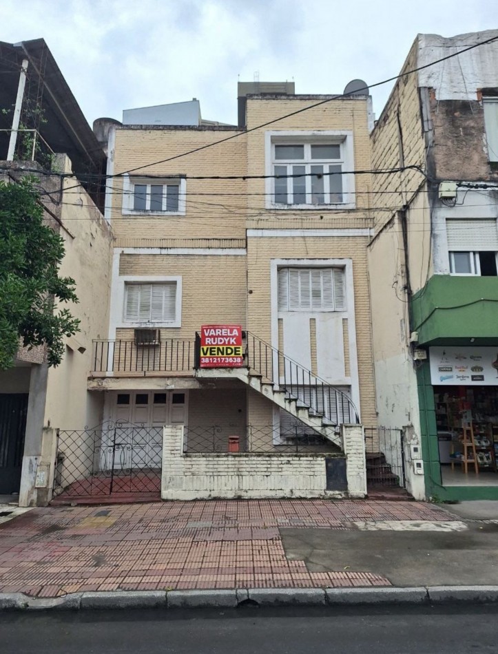 CASA A RECICLAR - CONGRESO 715 SMT