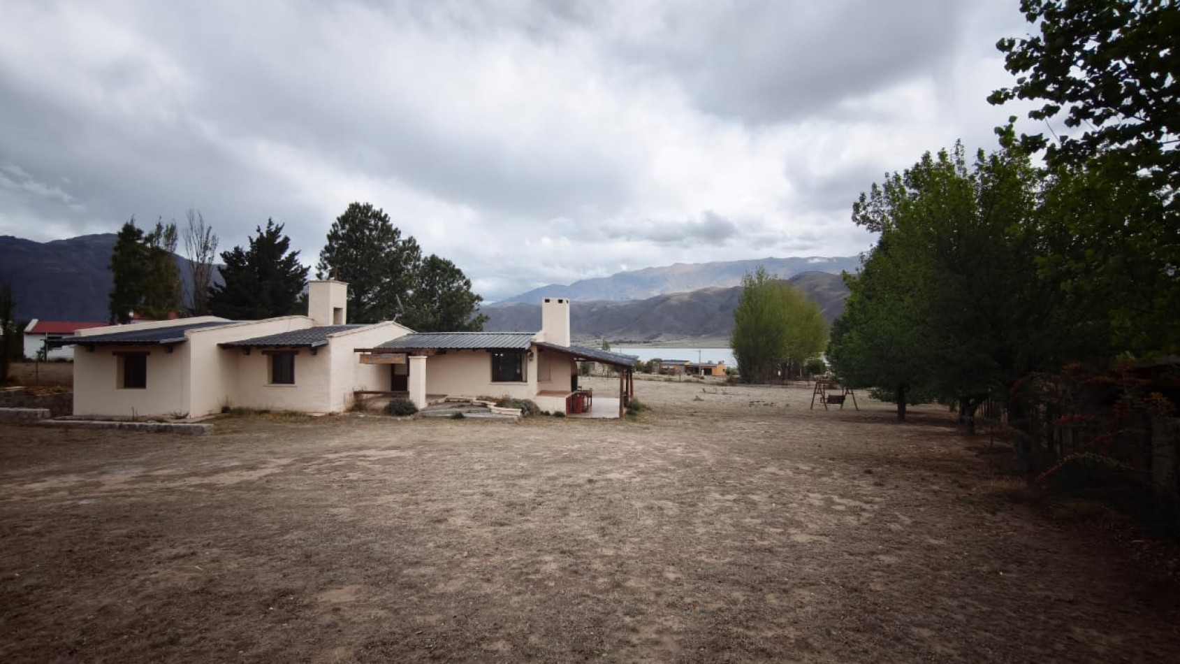 CASA EN TAFI DEL VALLE, B° LAS SIRINGUILLAS, SOBRE RUTA PROV. 307