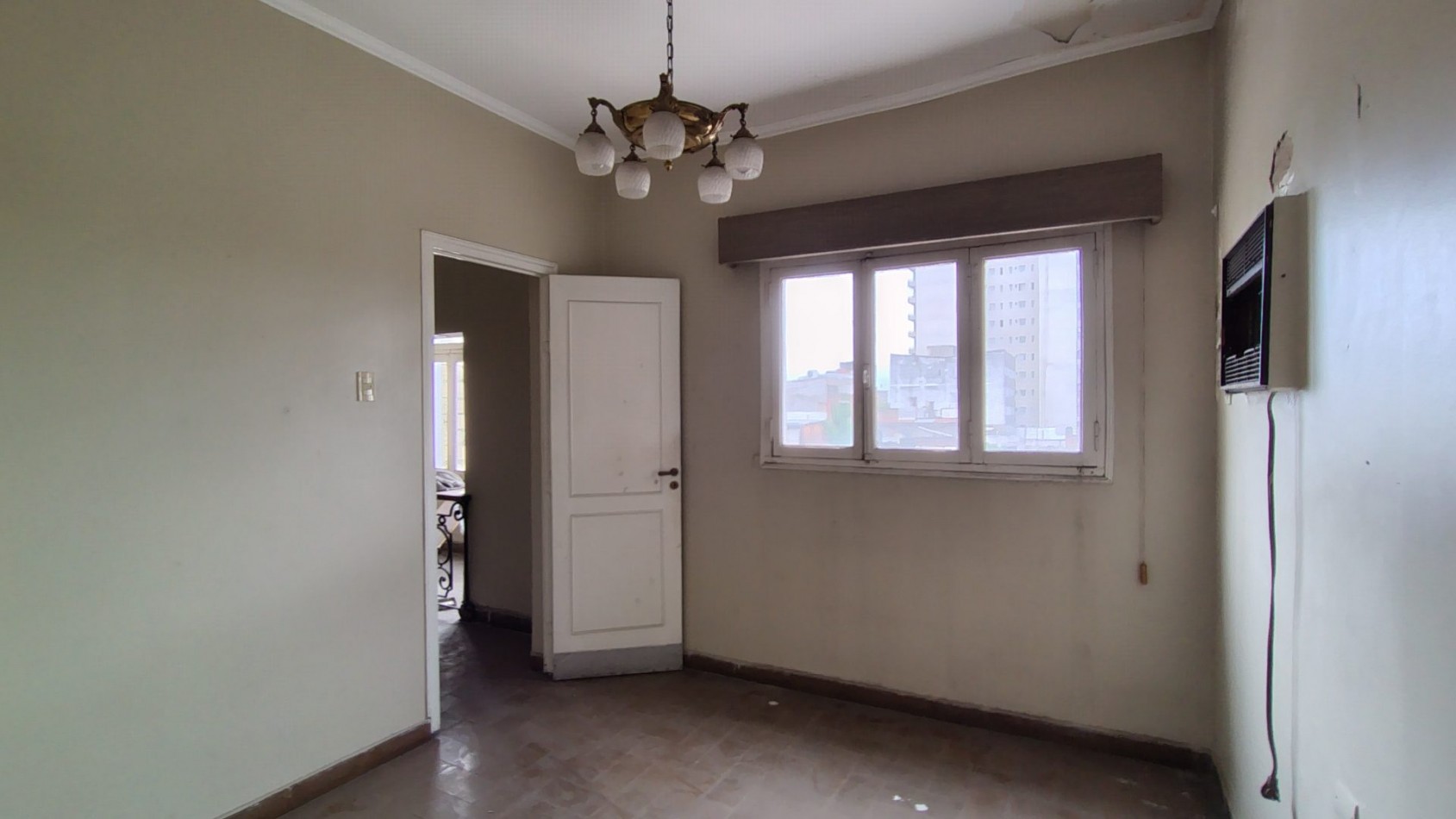 CASA A RECICLAR - CONGRESO 715 SMT